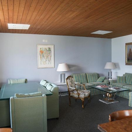 Hotel Surselva Surcuolm Esterno foto